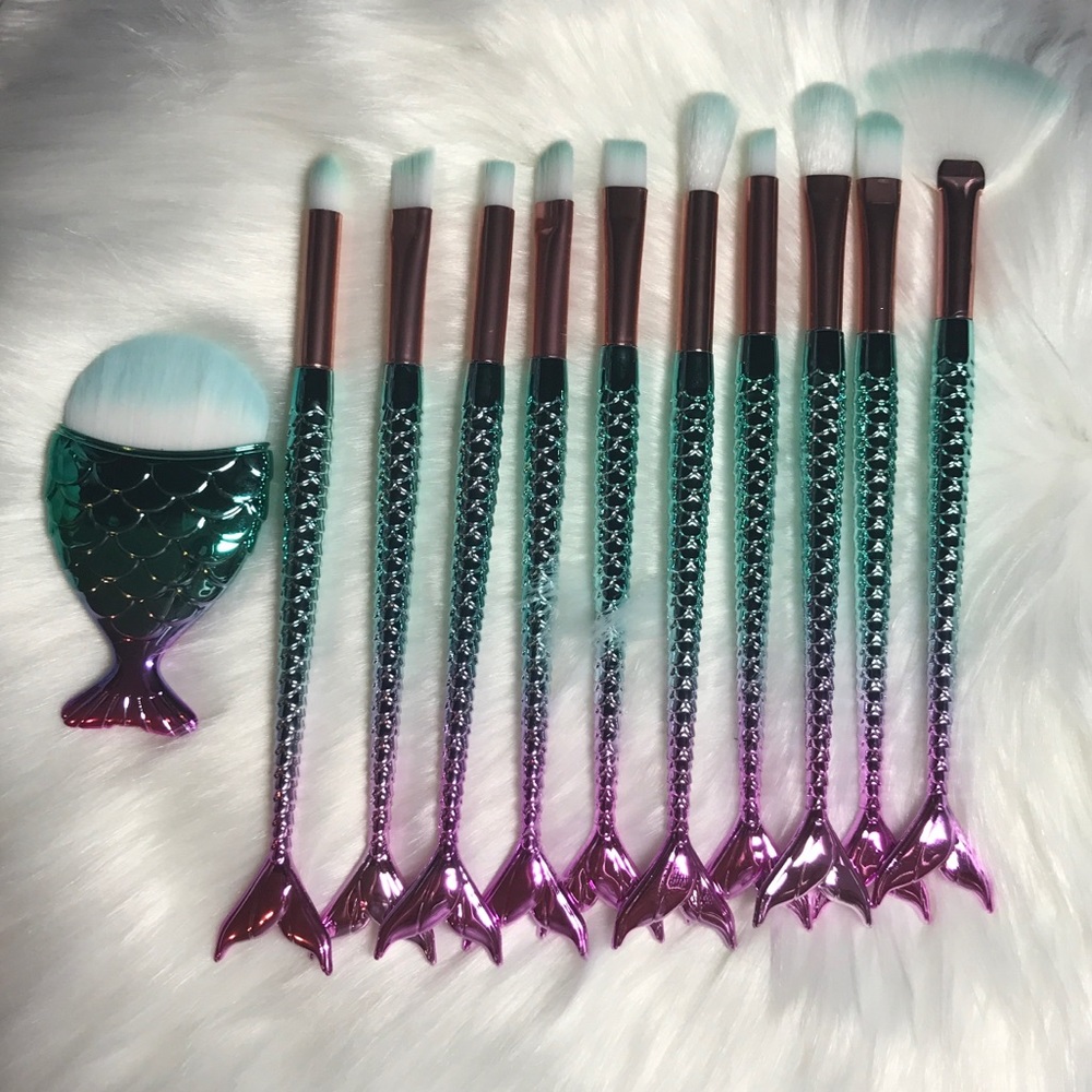 ✨ 11 Piece Mermaid Makeup Brush✨ - Picture 5 of 5